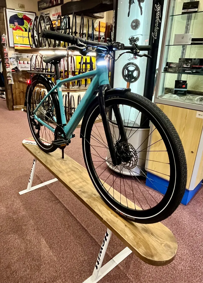Orbea Vibe H10 EQ Electric Urban Bike Small in Turquoise Blue-2